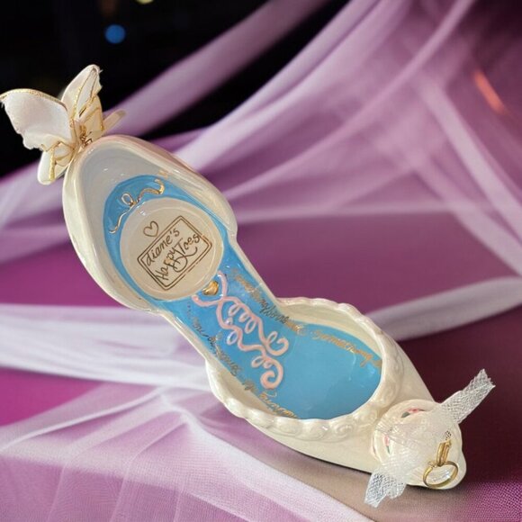 Here Comes the Bride Diane’s Happy Toes Votive Candle Porcelain Wedding 5" x 8" - Picture 6 of 16